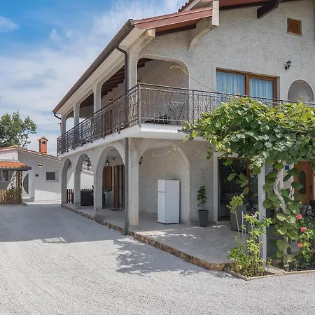 Gorgeous Home In Porec With House A Panoramic View